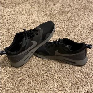 Nike Men’s Air Max Tavas Shoes